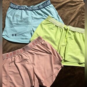 Medium UA Shorts